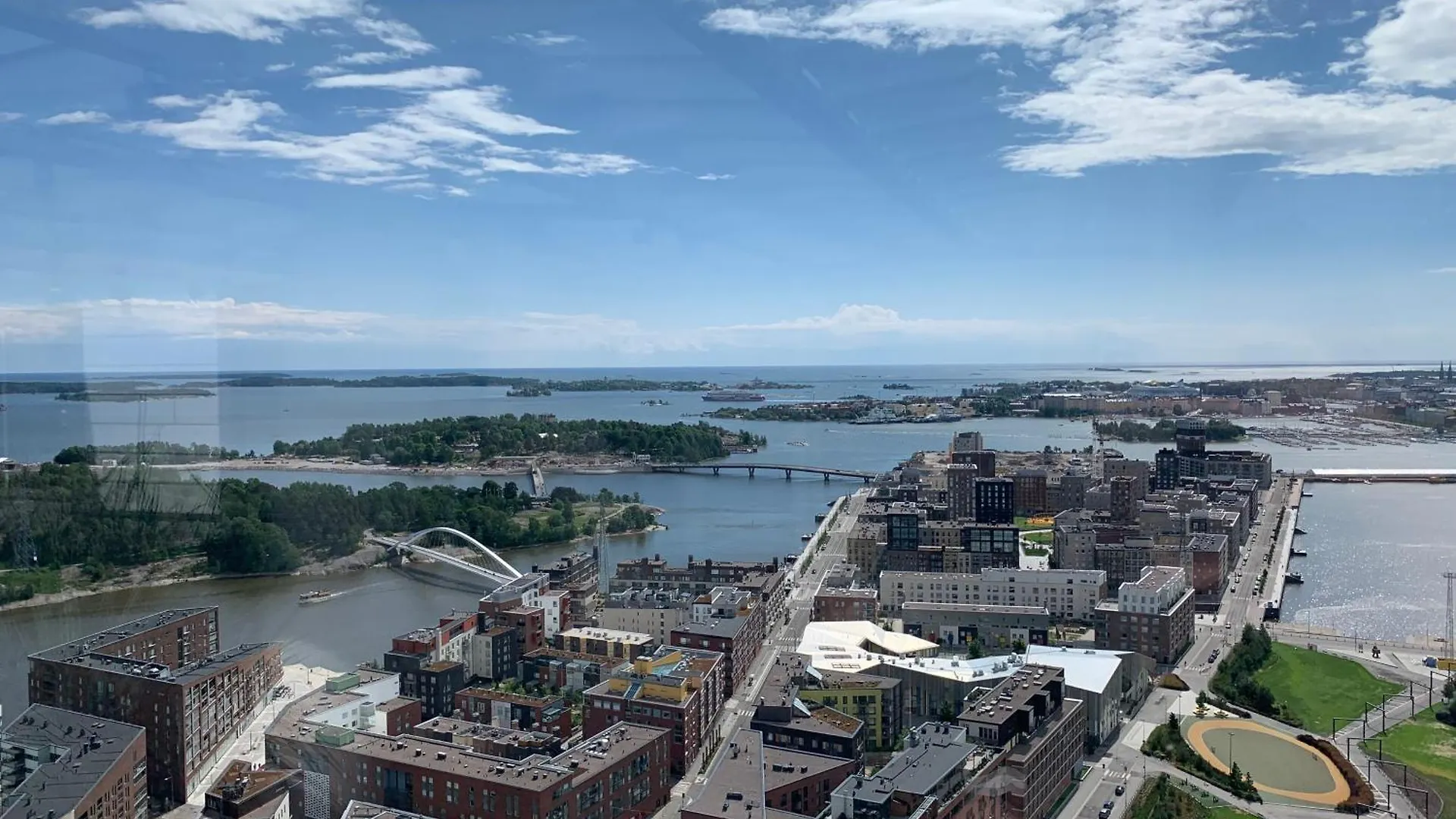 Sunny Brand New Sea View Luxury Skyscraper Apartment In Helsinki