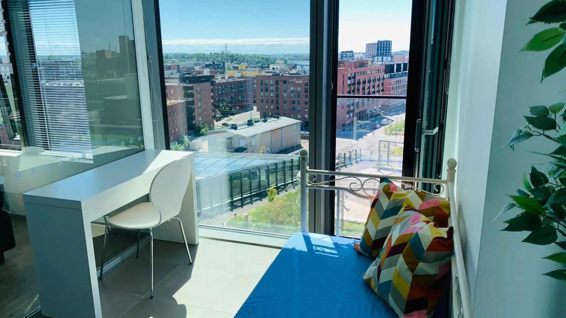Sunny Brand New Sea View Luxury Skyscraper Apartment In Helsinki 0*,  Finland