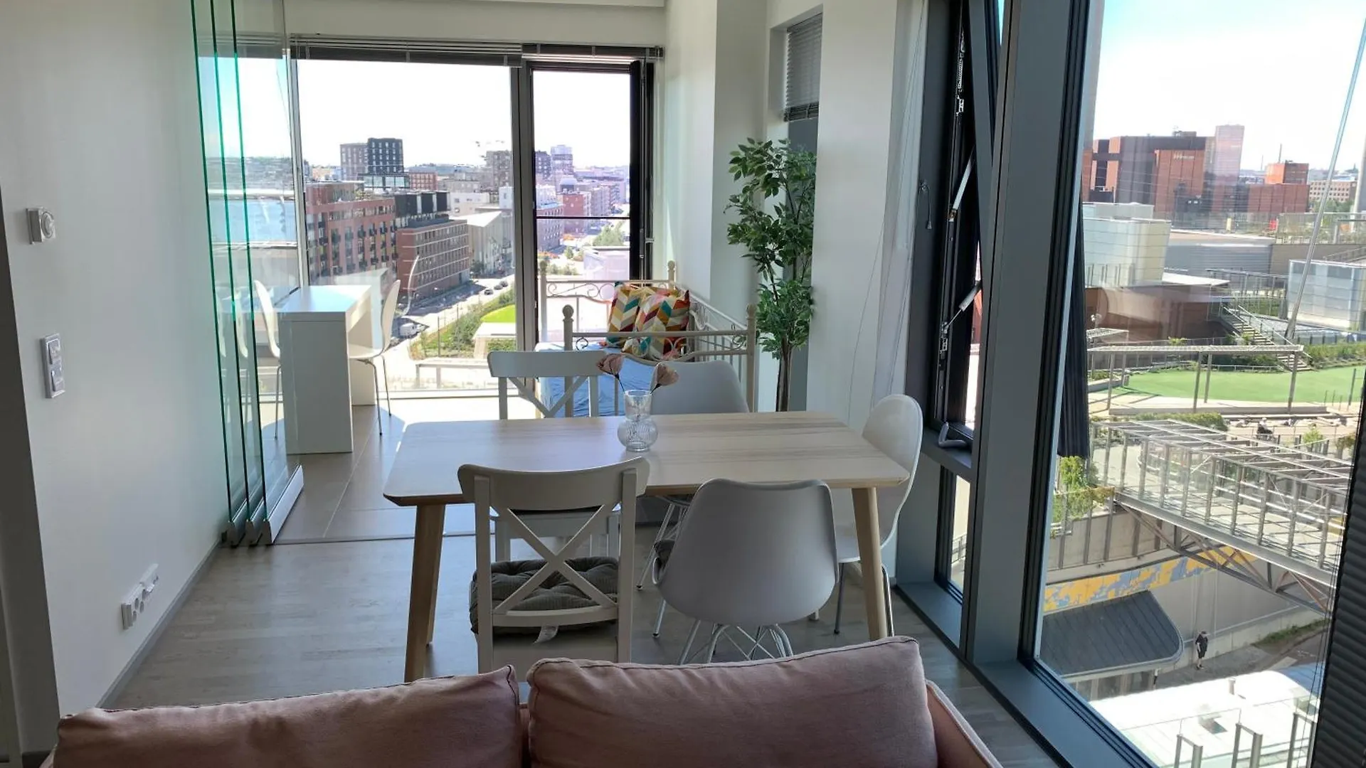 Sunny Brand New Sea View Luxury Skyscraper Apartment In Helsinki 0*,