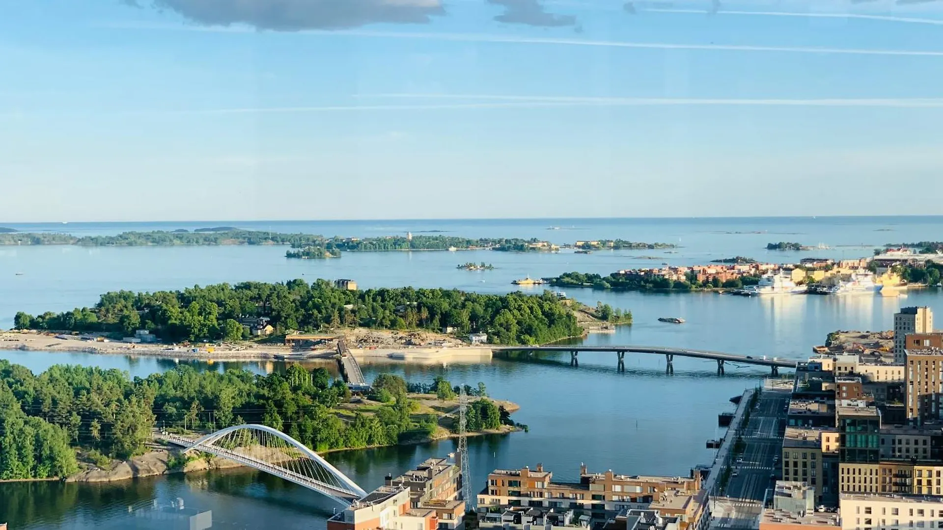 Sunny Brand New Sea View Luxury Skyscraper Apartment In Helsinki 0*,